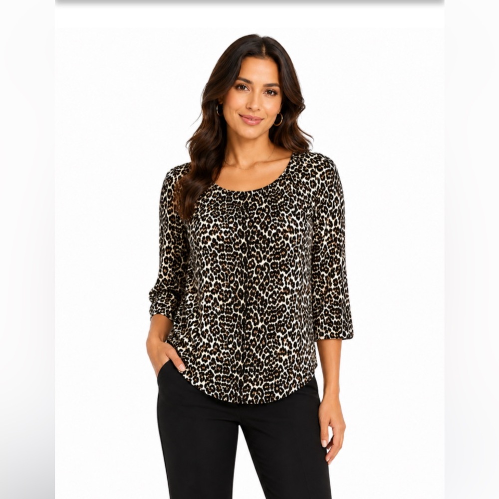 2/$30 Chico’s Leopard Print Scoop Neck Top 3/4 Sleeve Blouse Sz 1 (M)